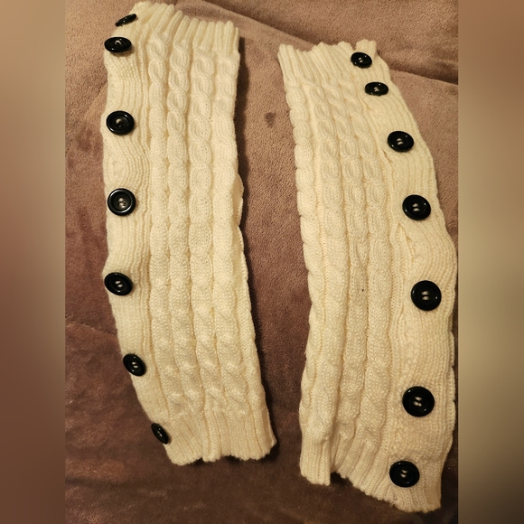 SOLD - Knitted boot cuff and leg warmers, Ivory - Picture 2 of 3